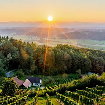 Winzerhaus Oswald * Narrath