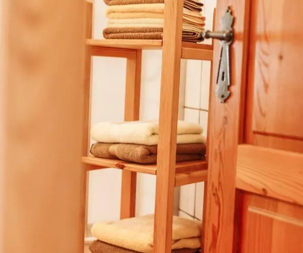 Winzerhaus Oswald 公寓